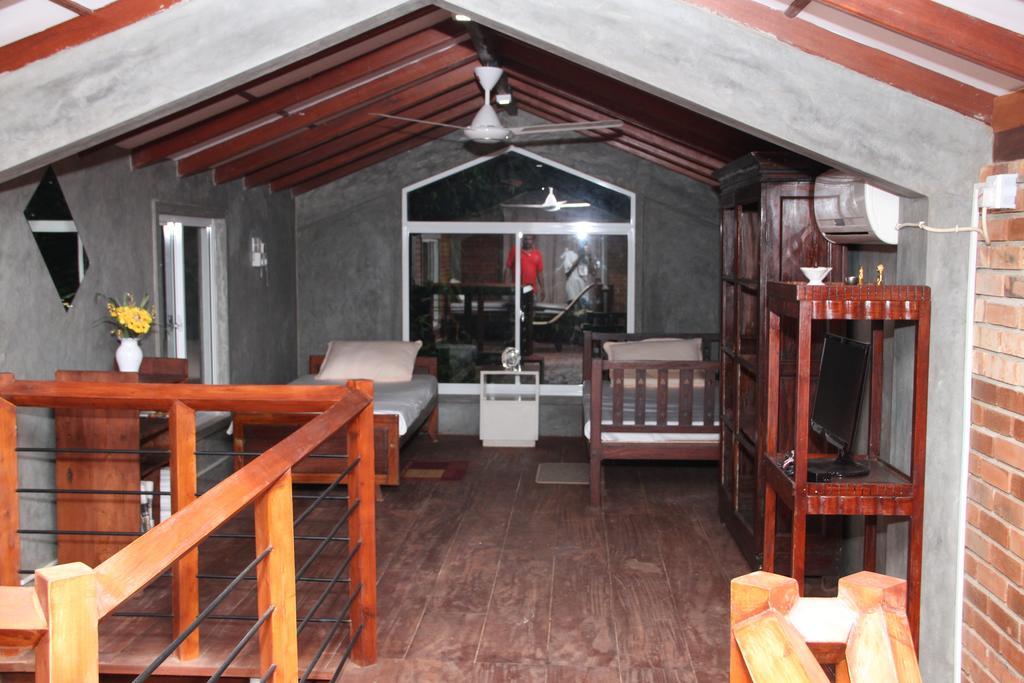 希克杜沃Executive Residency Retreat别墅 外观 照片
